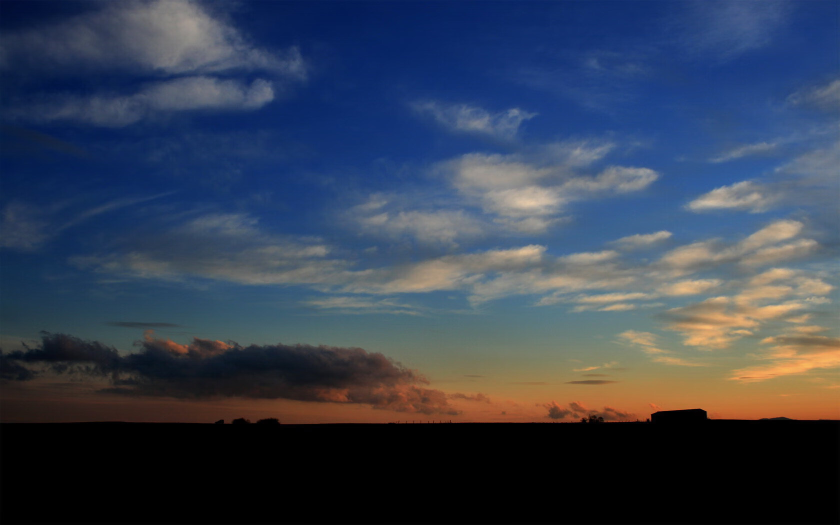 女队气氛高涨 团结备战巴黎，大巴黎女队